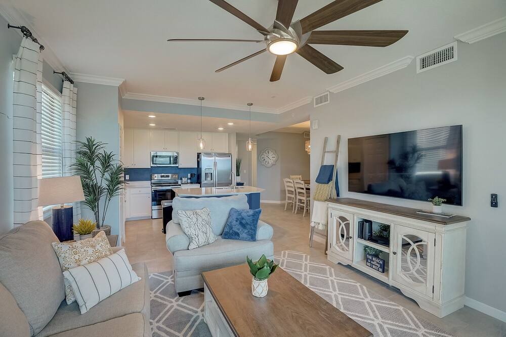 Photo of Livingroom in Lakewood Ranch