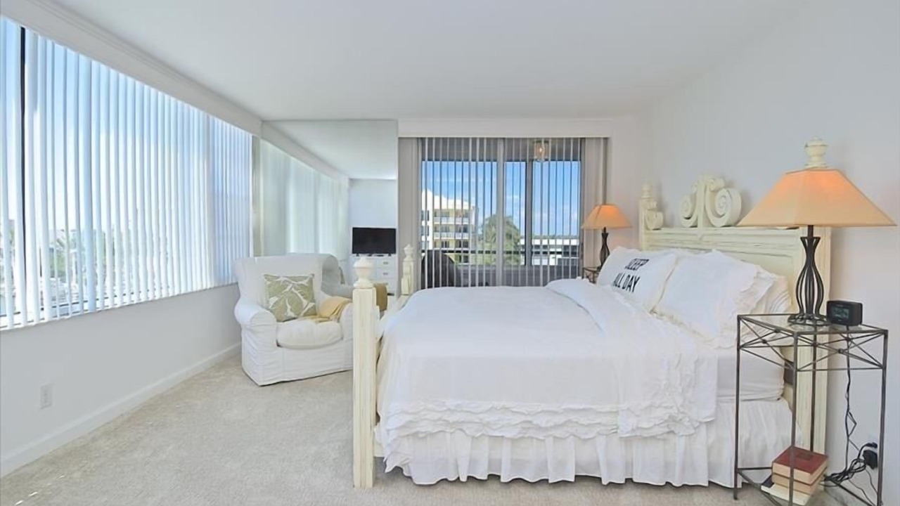 Photo of Bedroom in Siesta Key