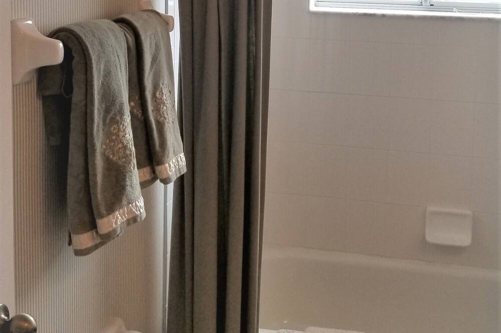 Photo of Bathroom in Westbrooke