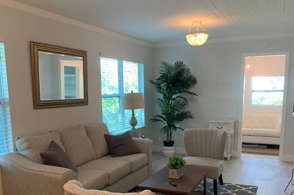 Photo of Livingroom in Delray Beach