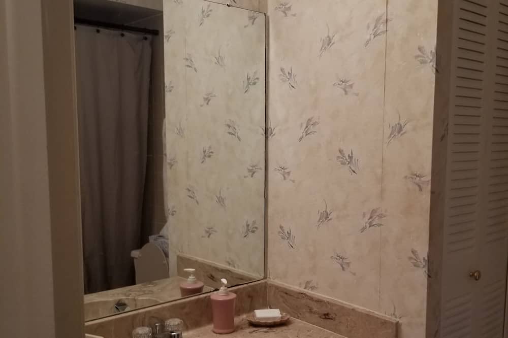 Photo of Bathroom in Carrollwood