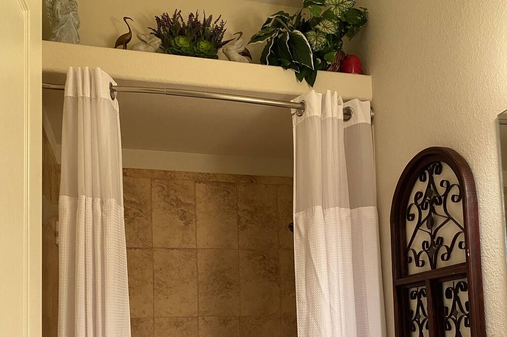 Photo of Bathroom in Sebring