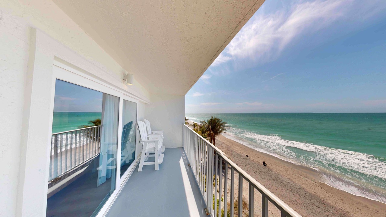 Photo of Patio Balcony in Englewood