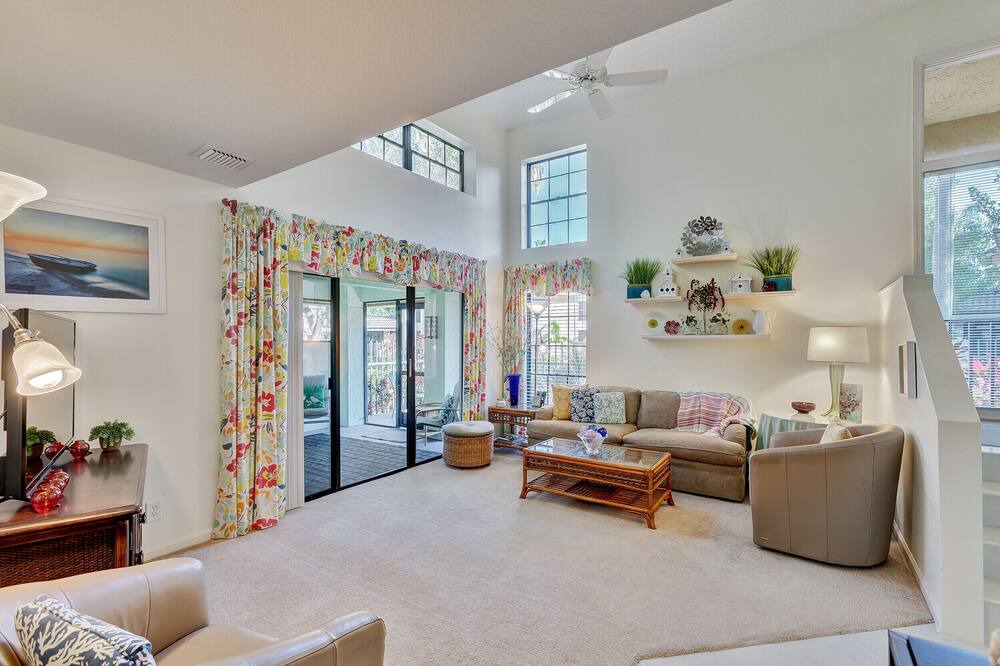 Photo of Livingroom in Prestwick Chase