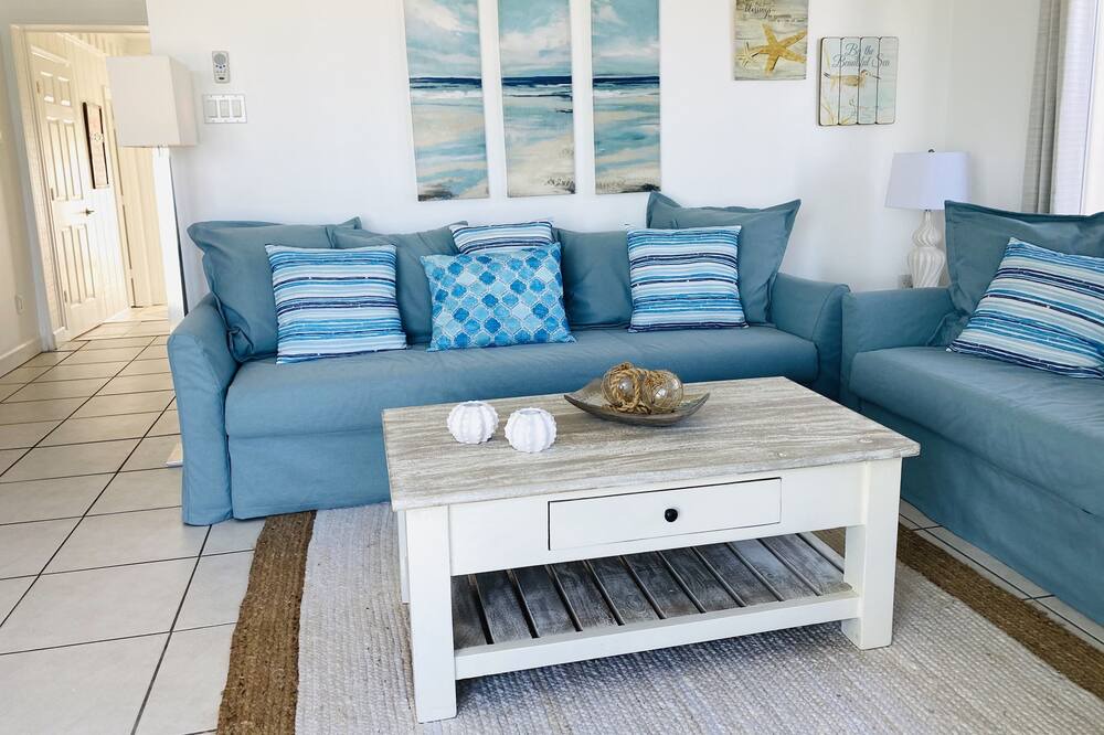 Photo of Livingroom in Melbourne Beach