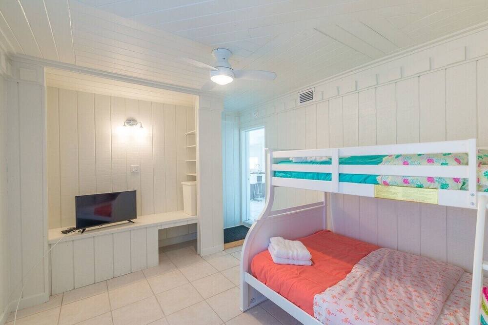Photo of Bedroom in Melbourne Beach