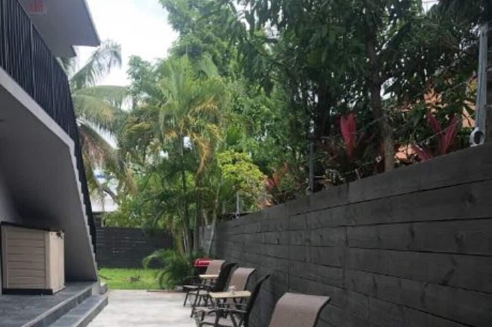 Photo of Patio Balcony in Allapattah