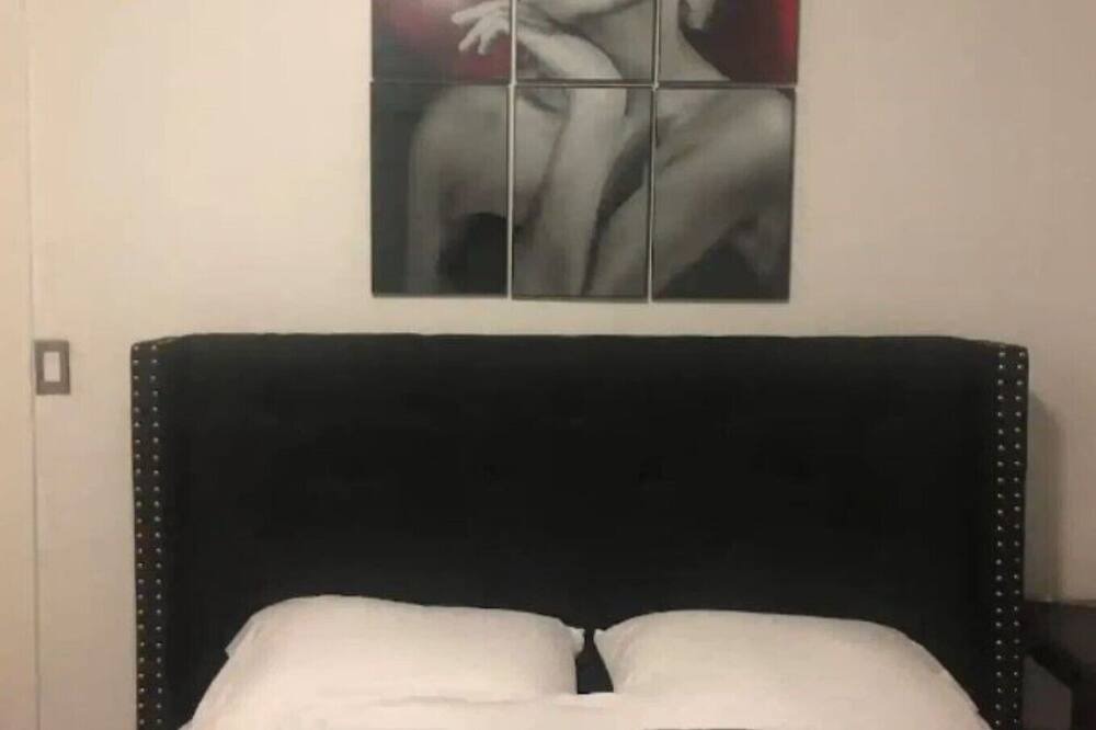 Photo of Bedroom in Allapattah