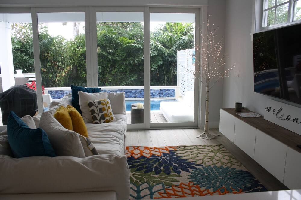 Photo of Livingroom in Islamorada