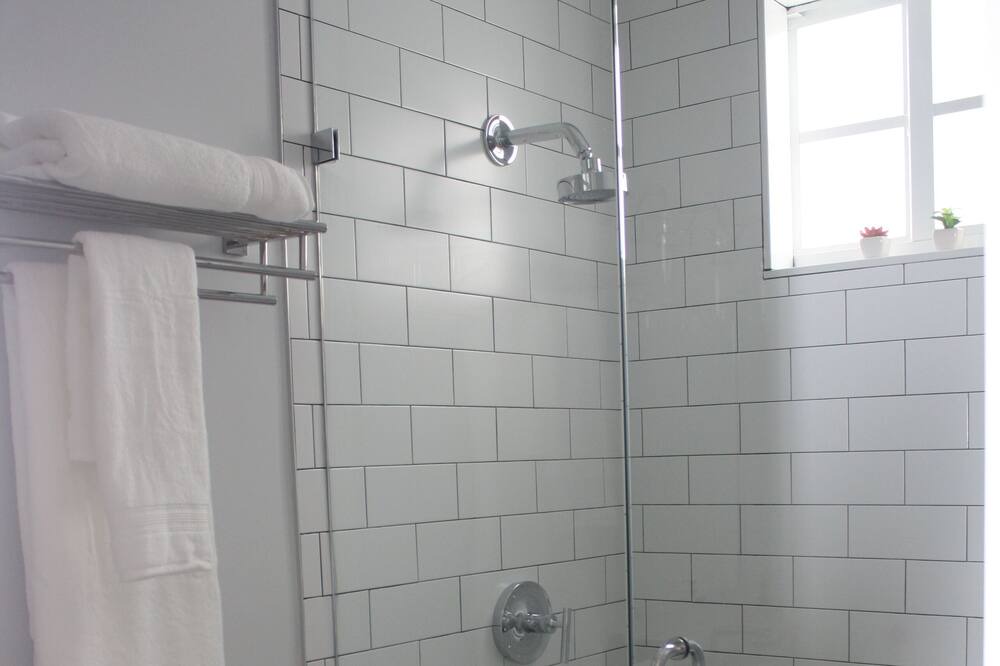 Photo of Bathroom in Islamorada
