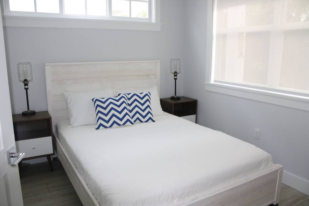 Photo of Bedroom in Islamorada