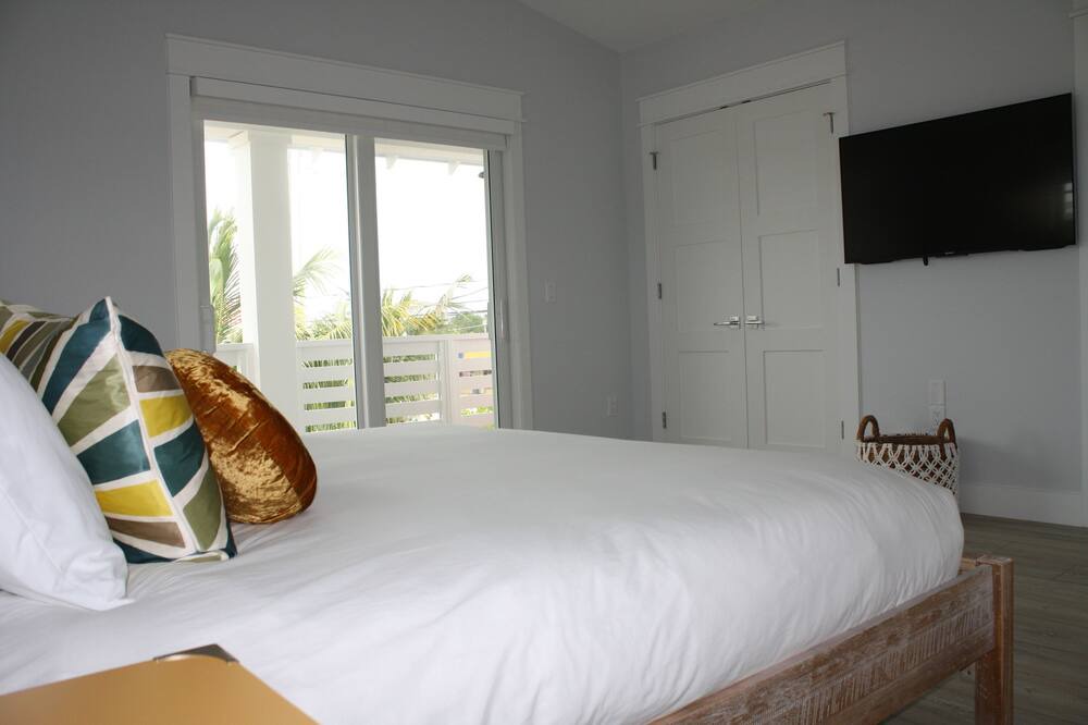 Photo of Bedroom in Islamorada