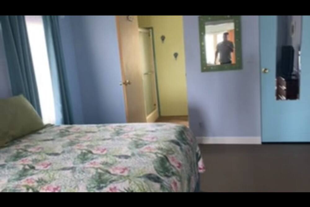 Photo of Bedroom in Little Torch Key