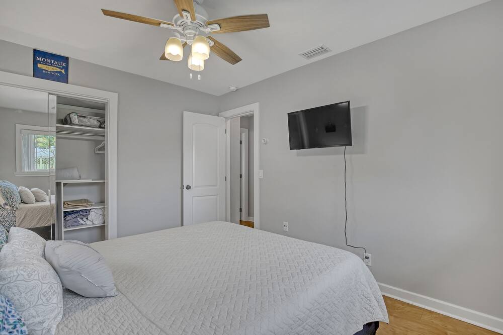 Photo of Bedroom in Juno Beach