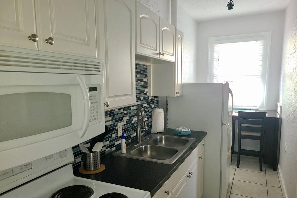 Photo of Kitchen in Courier City - Oscawana