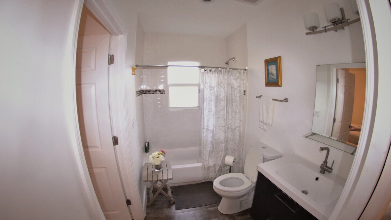 Photo of Bathroom in Northeast Miami