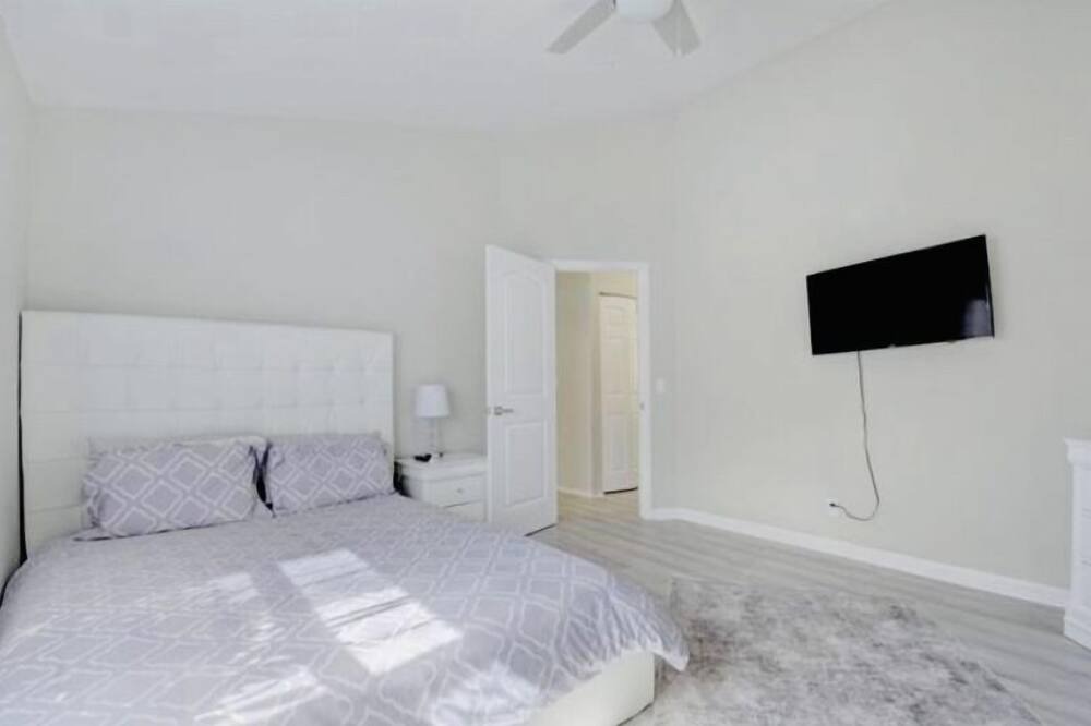 Photo of Bedroom in Wellington