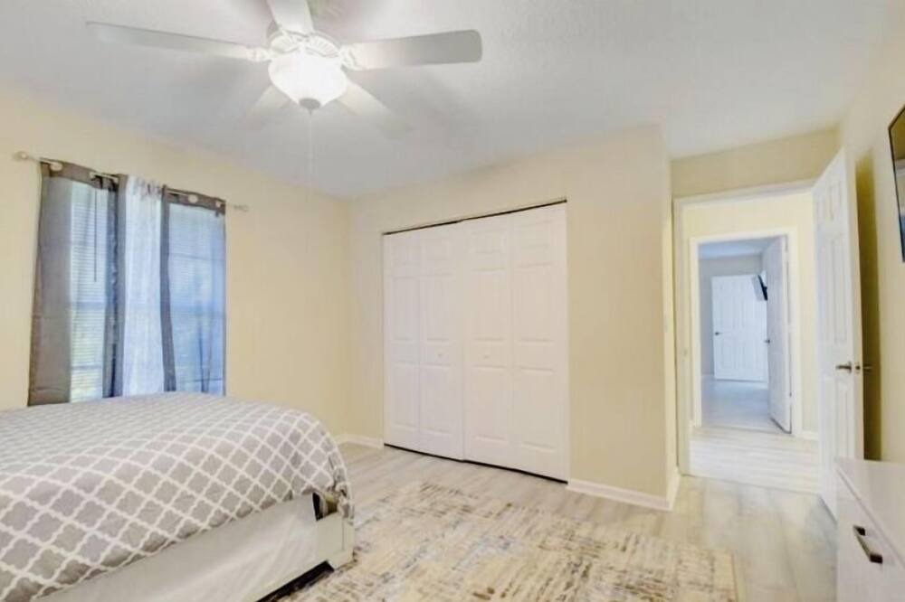 Photo of Bedroom in Wellington