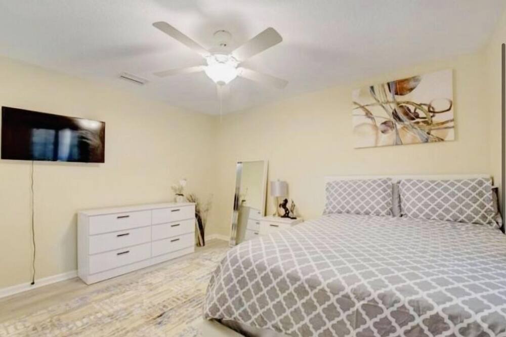Photo of Bedroom in Wellington