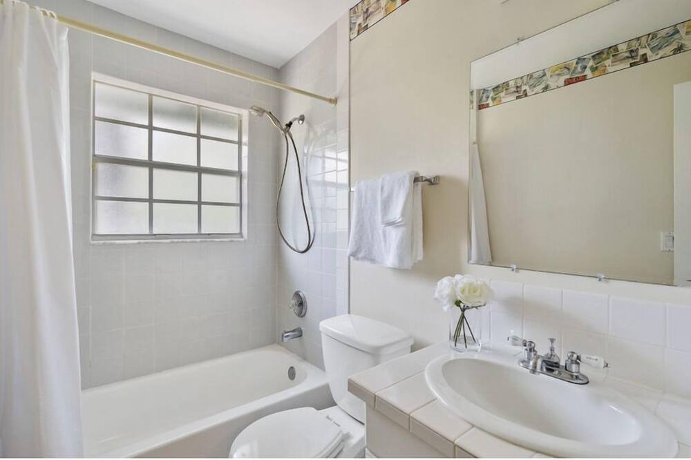Photo of Bathroom in Wellington