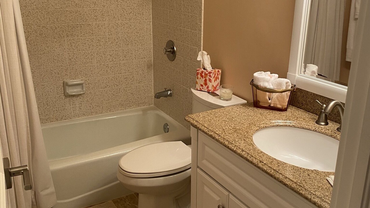 Photo of Bathroom in Royal Harbor
