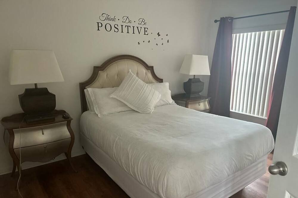 Photo of Bedroom in Poinciana