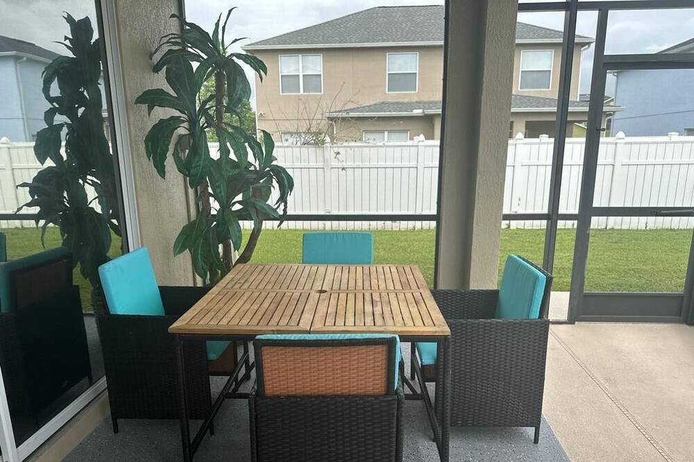 Photo of Outdoor in Poinciana