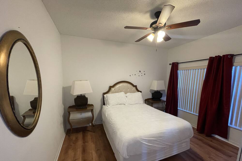Photo of Bedroom in Poinciana