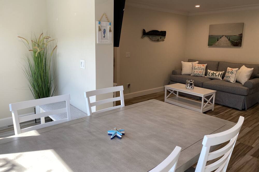 Photo of Livingroom in Hutchinson Island South