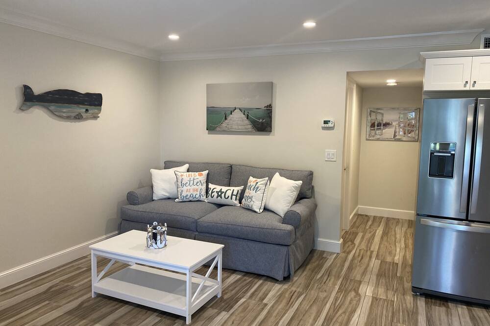 Photo of Livingroom in Hutchinson Island South