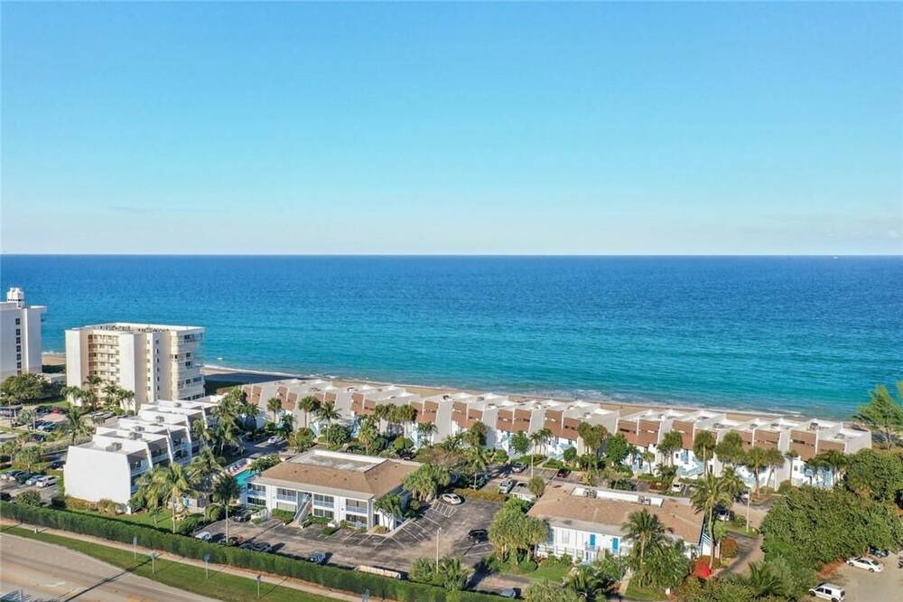 Photo of Others in Hutchinson Island South