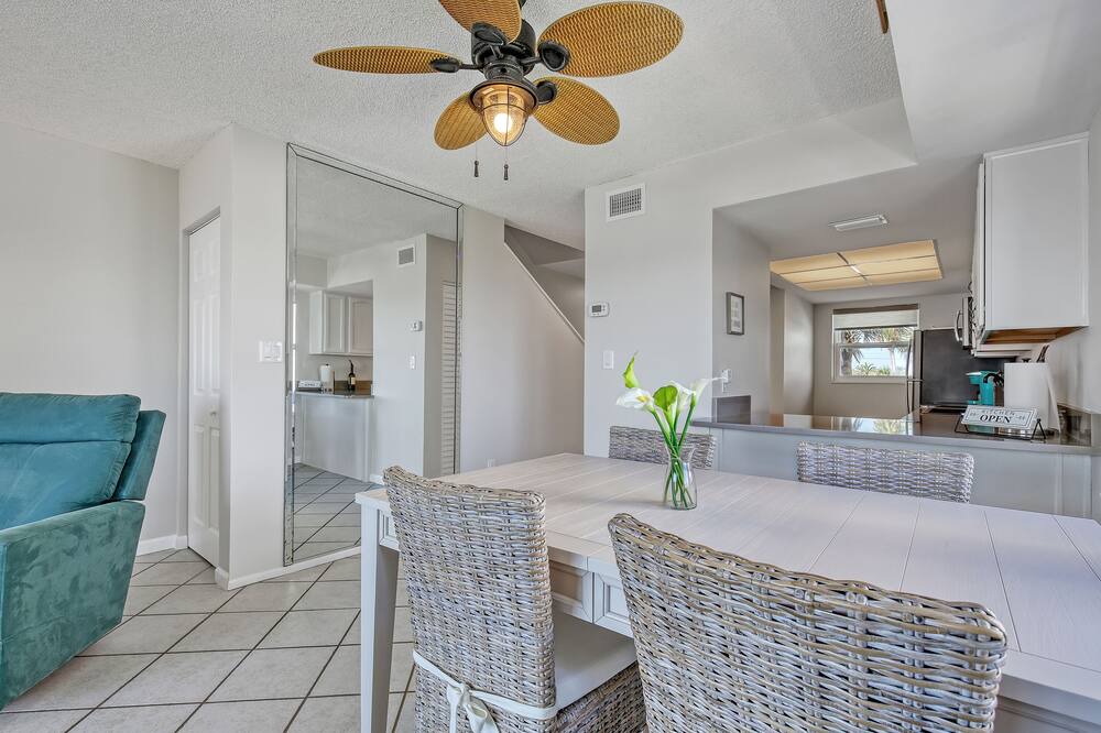Photo of Kitchen in South Patrick Shores
