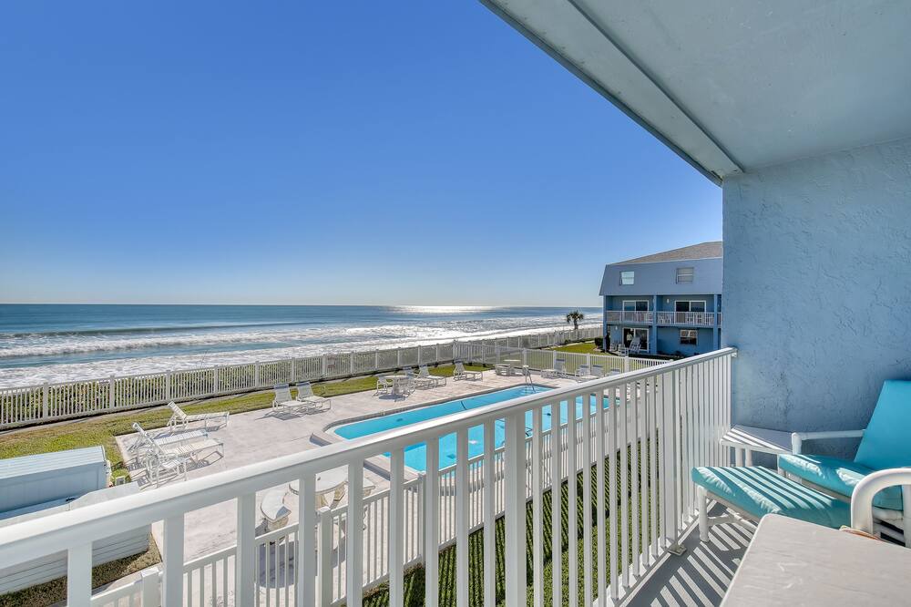 Photo of Patio Balcony in South Patrick Shores