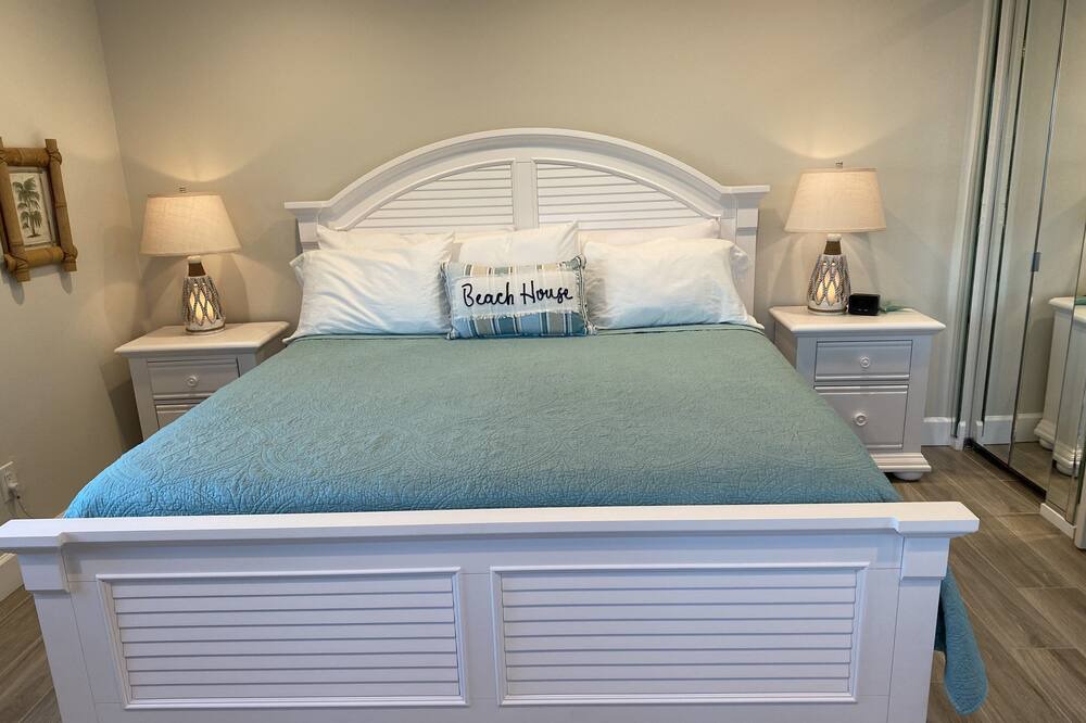 Photo of Bedroom in South Patrick Shores