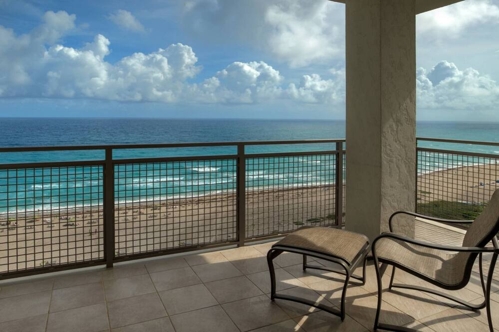 Photo of Patio Balcony in Singer Island