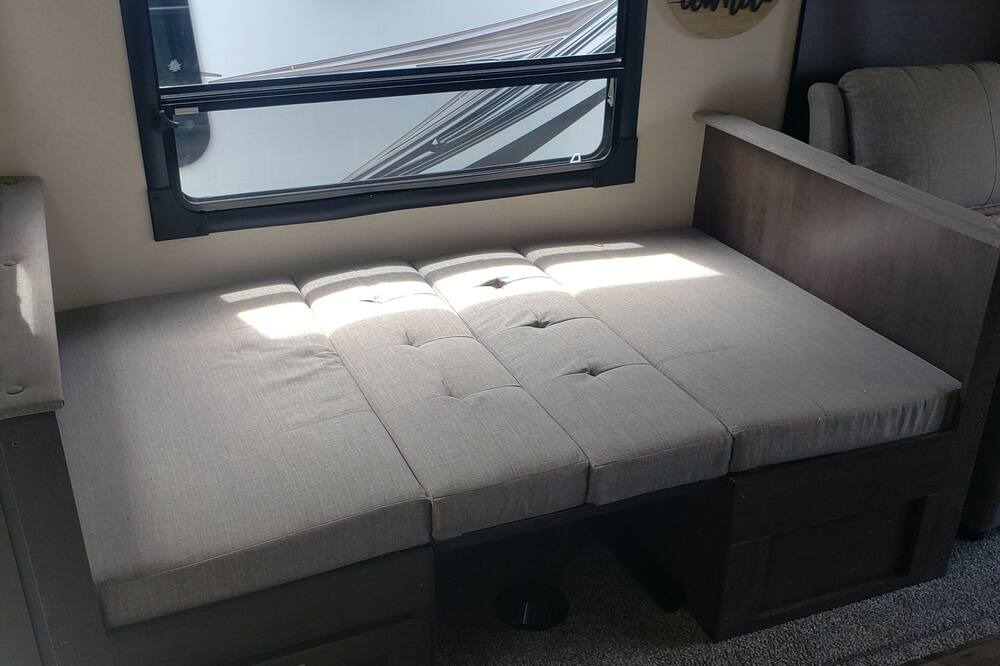 Photo of Bedroom in Okeechobee