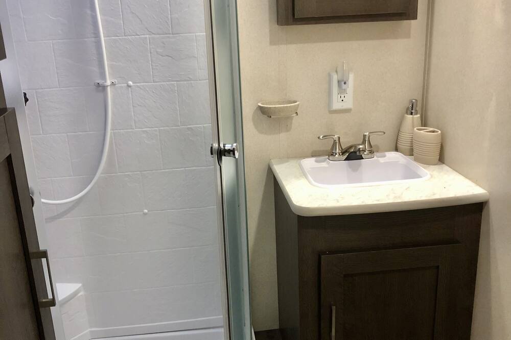 Photo of Bathroom in Okeechobee