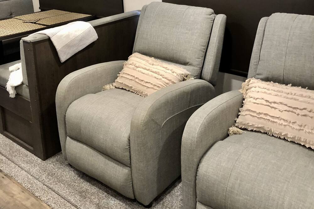 Photo of Livingroom in Okeechobee