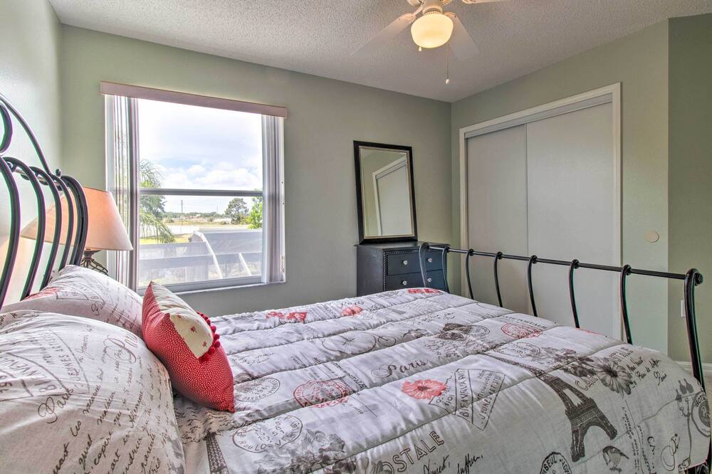 Photo of Bedroom in Poinciana