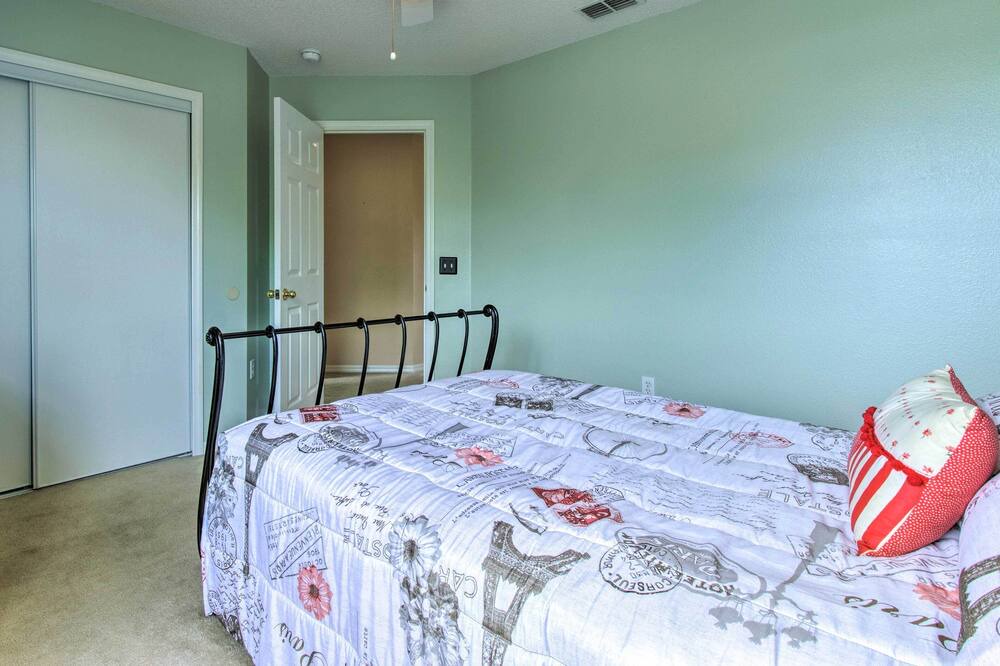 Photo of Bedroom in Poinciana