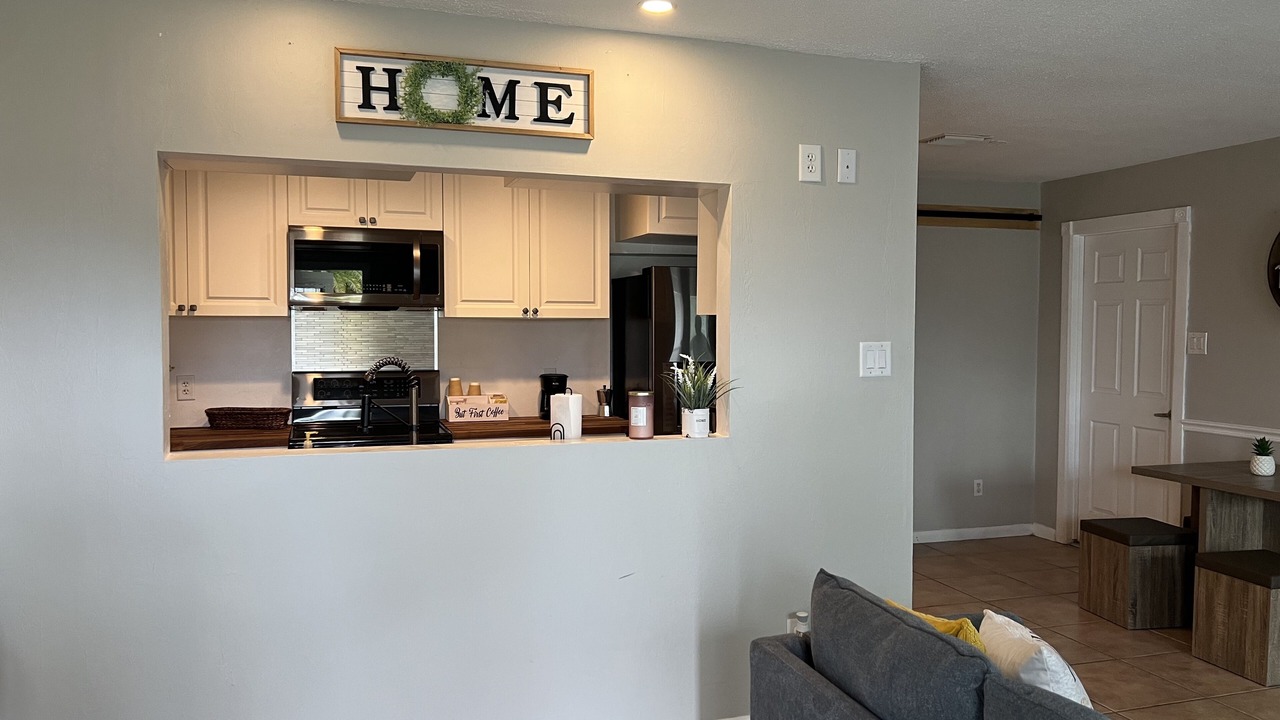 Photo of Livingroom in Lehigh Acres