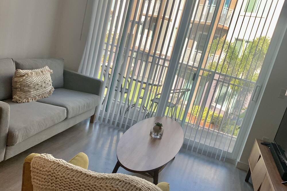 Photo of Livingroom in Greenacres