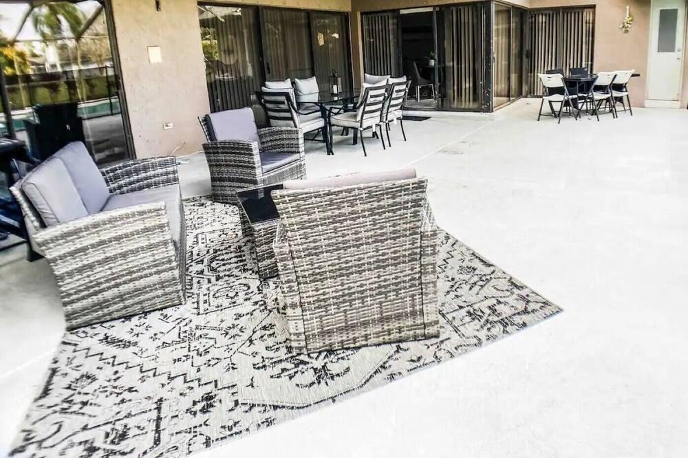 Photo of Patio Balcony in Wellington