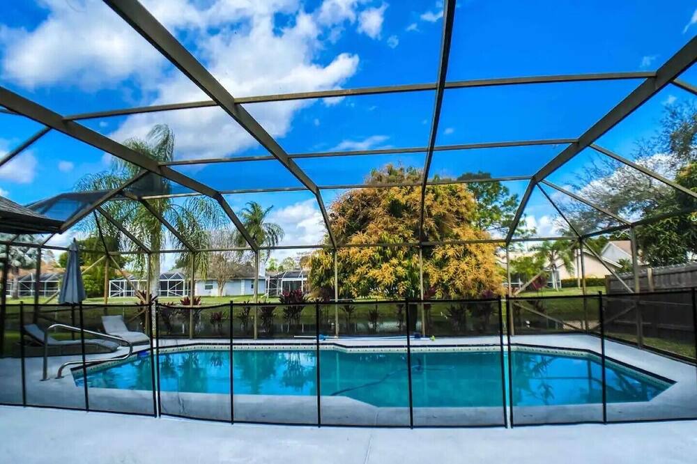 Photo of Outdoor in Wellington
