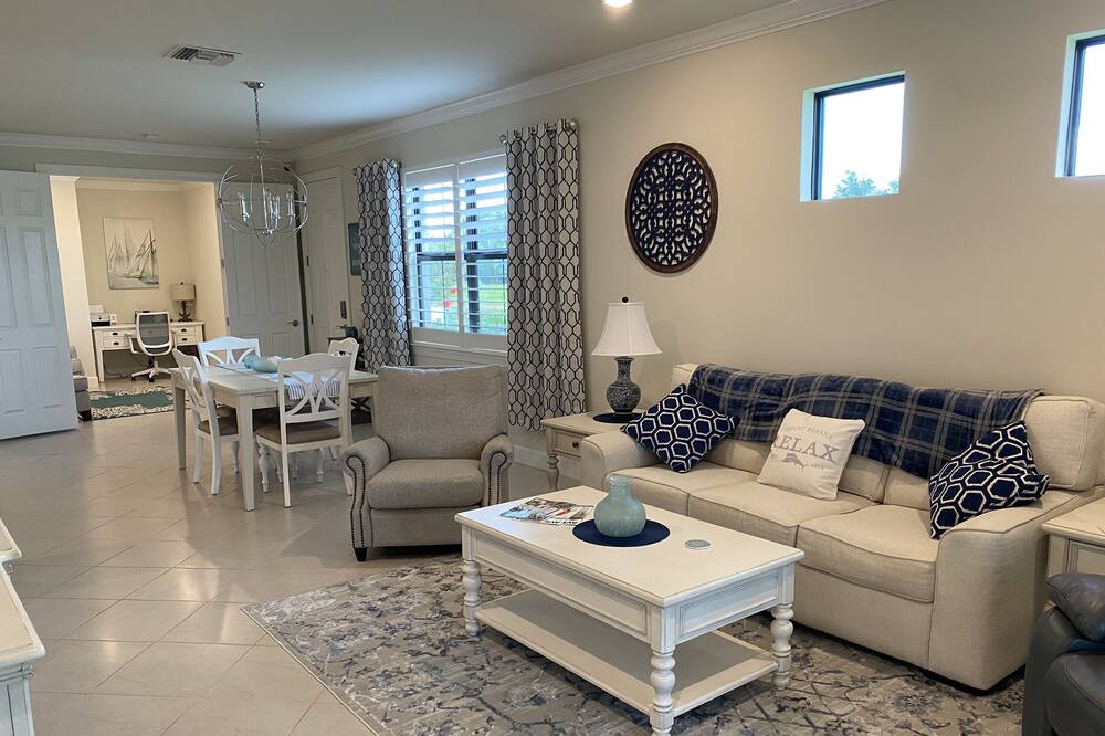Photo of Livingroom in Immokalee