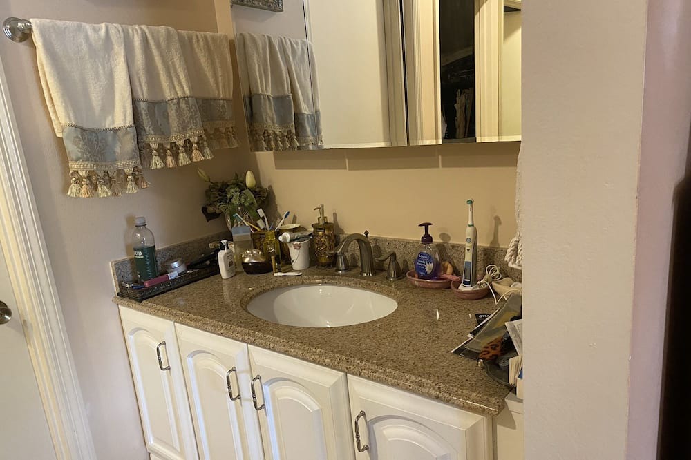 Photo of Bathroom in The Meadows