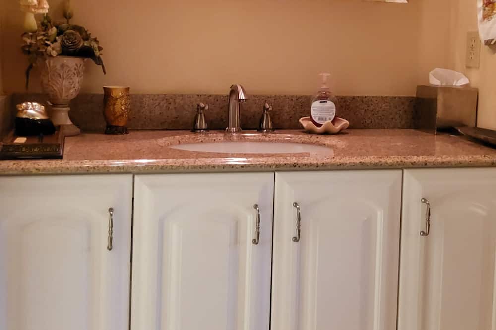 Photo of Kitchen in The Meadows