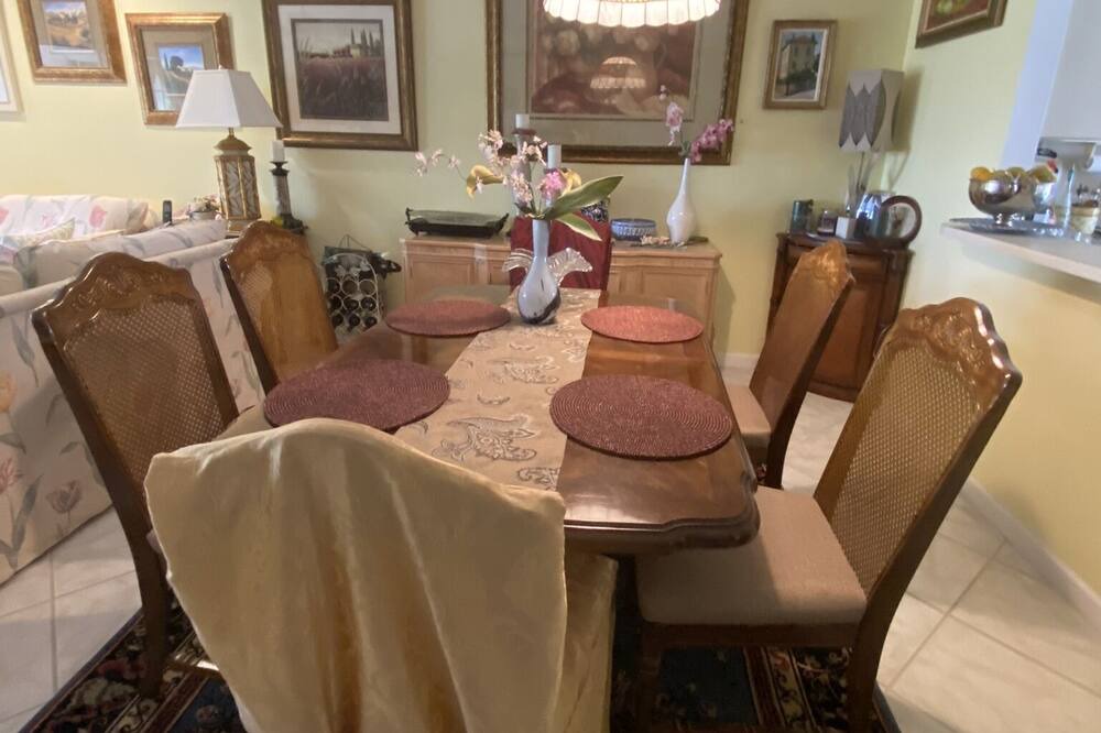 Photo of Bedroom in The Meadows