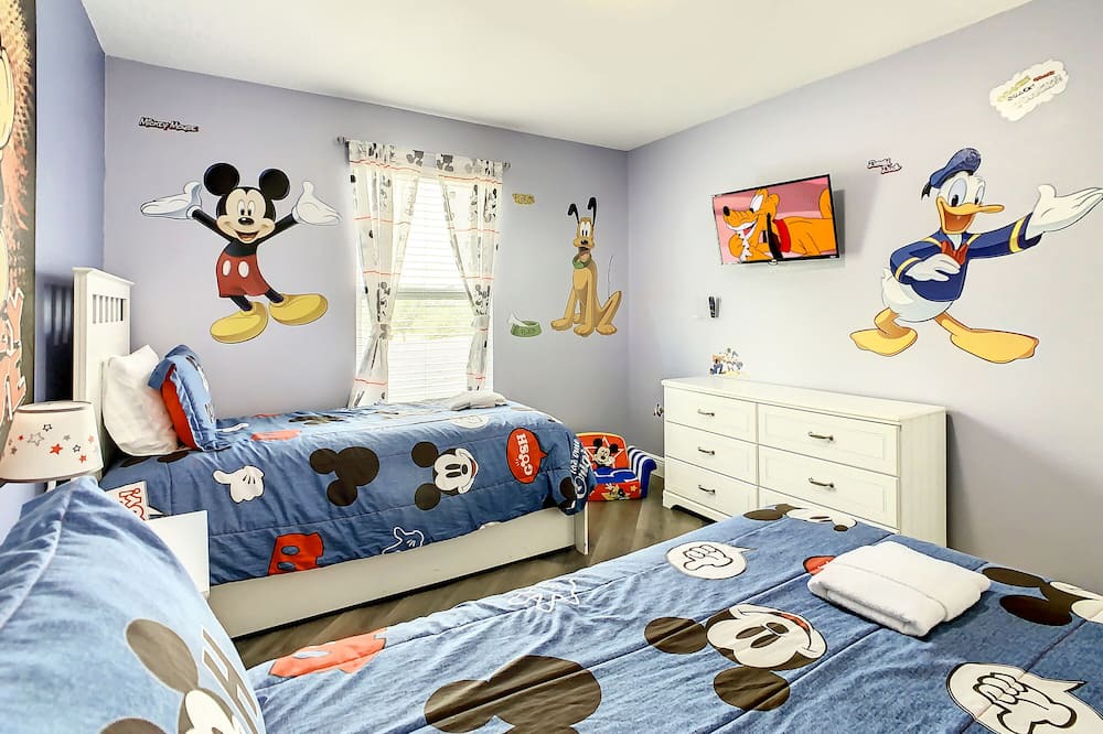 Photo of Bedroom in Sunridge Woods