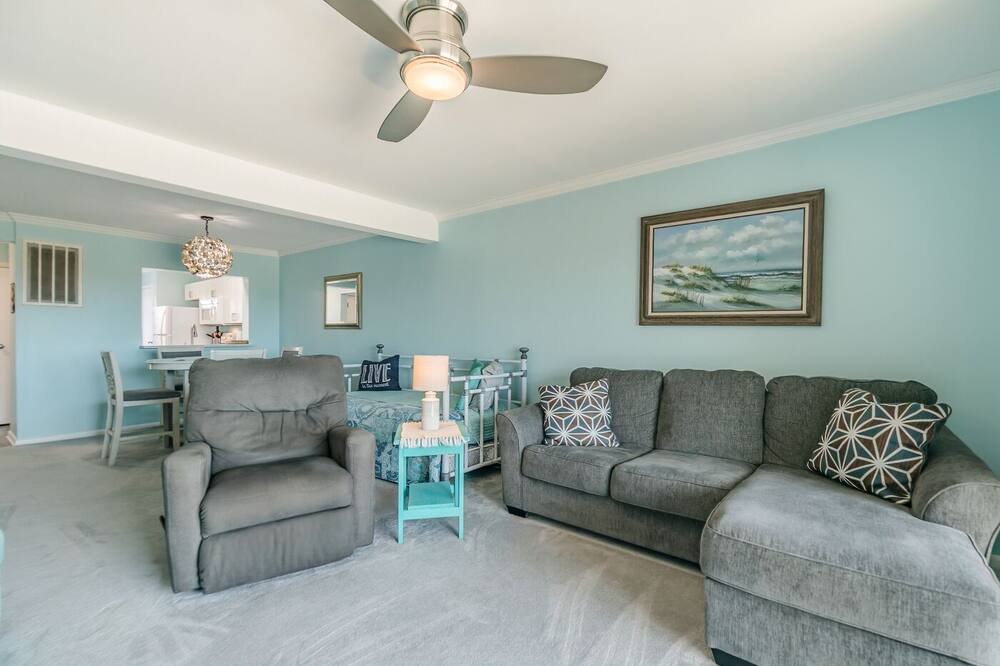 Photo of Others in Oceanmarsh Subdivision